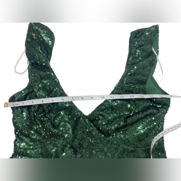 🆕Lulus - Alicia Sequin Ruffled crop top - Picture 12 of 13